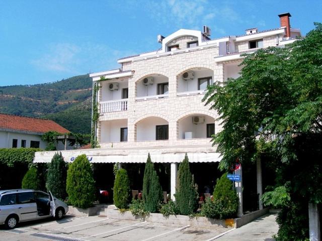 Hotel Grbalj Budva Exterior photo